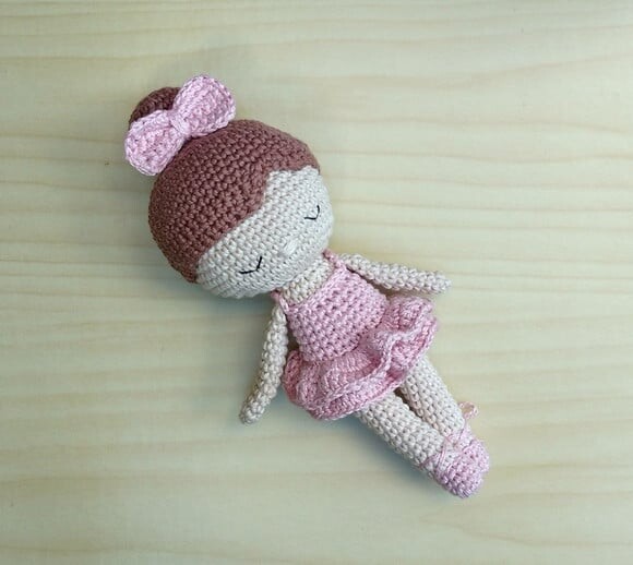 Boneca Bailarina Dália Amigurumi