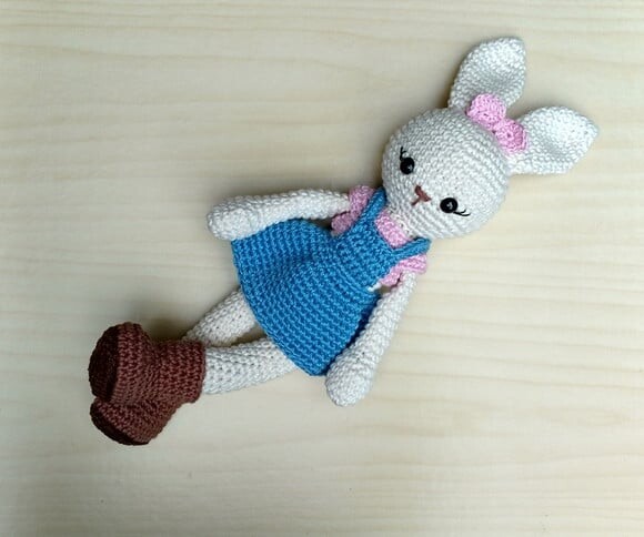 Coelha Milly Amigurumi