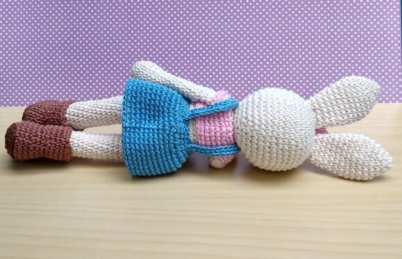 Coelha Milly Amigurumi