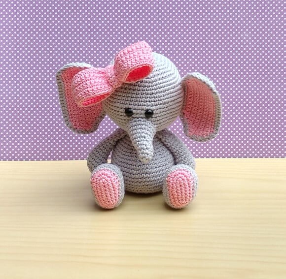 Elefantinha Ellie Amigurumi - safári