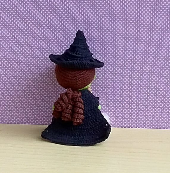 Elphaba - Wicked Amigurumi