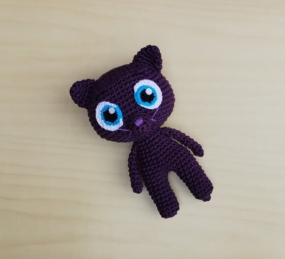 Bartleby Amigurumi - Vera e o reino Arco-íris