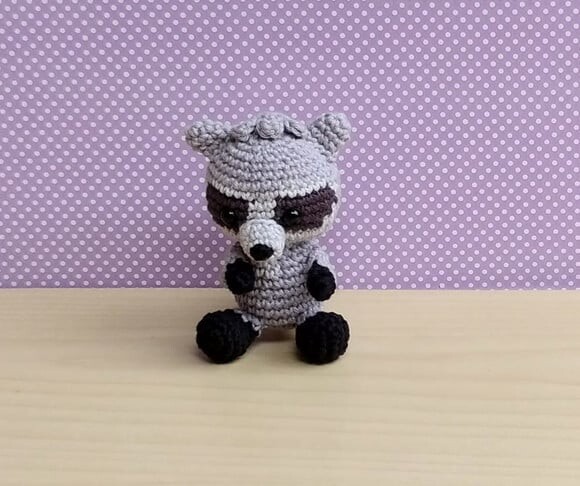 Guaxinim Meeko - Pocahontas Amigurumi