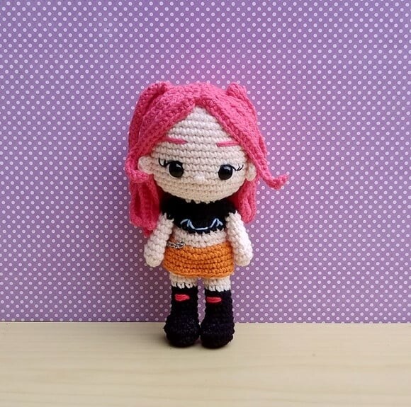 Guerreiras do K-pop - Huntrix - Mira Amigurumi