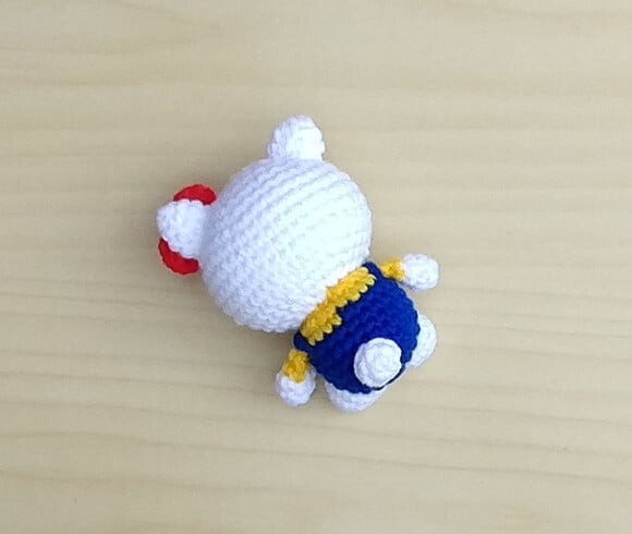 Hello Kitty Amigurumi
