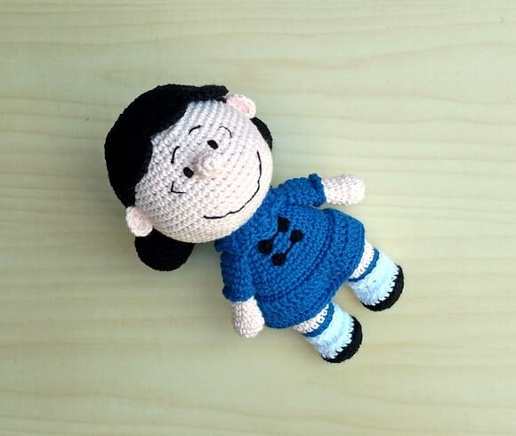 Lucy Van Pelt (Snoopy) amigurumi