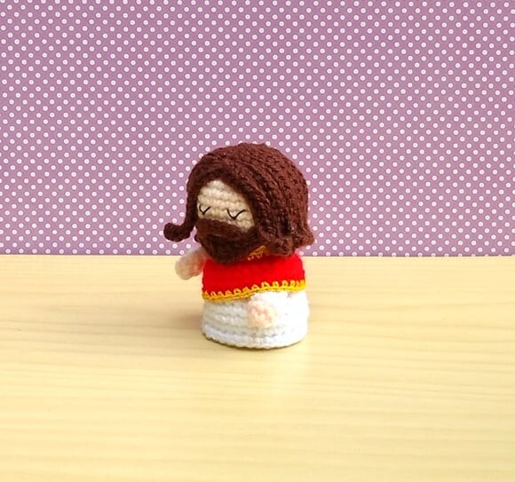 Mini Jesus Amigurumi
