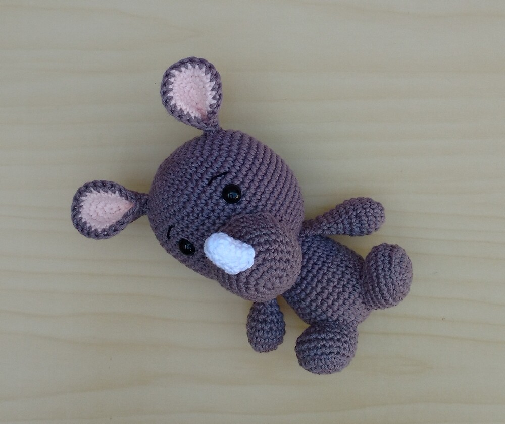 Safári Baby - Rinoceronte Rino Amigurumi