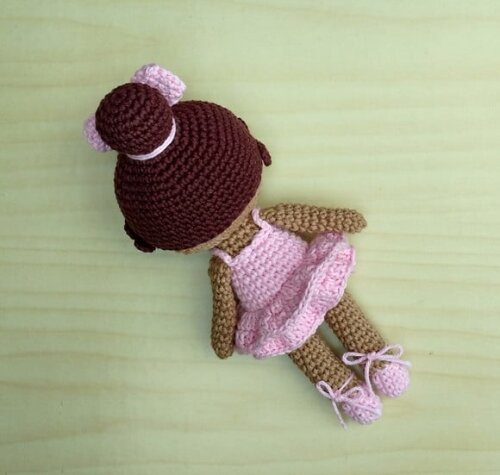 Boneca Bailarina Rosa Amigurumi