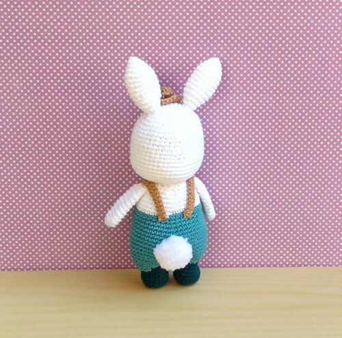 Coelho Cenourinha Amigurumi