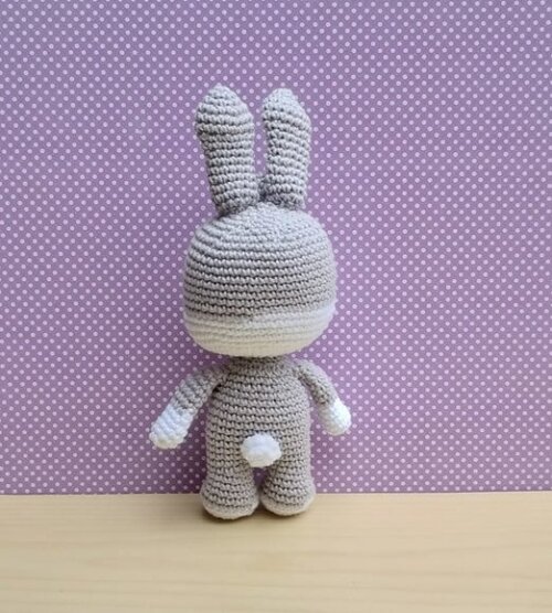 Coelho Pernalonga - Col. Fofuxo Amigurumi