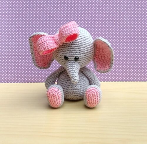 Elefantinha Ellie Amigurumi - safári