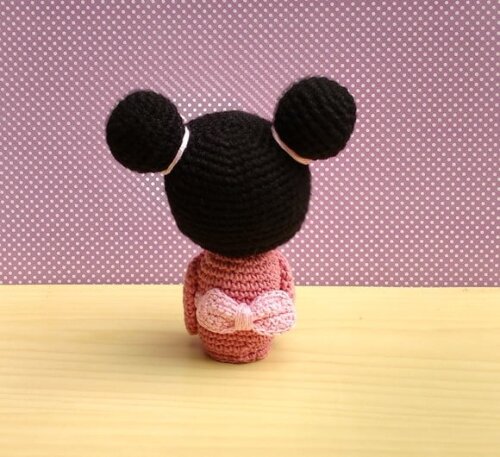 boneca Kokeshi Hanako Amigurumi