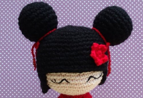 boneca japonesa Kokeshi Sayuri Amigurumi