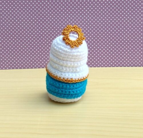 Mini Nossa Senhora das Graças Amigurumi