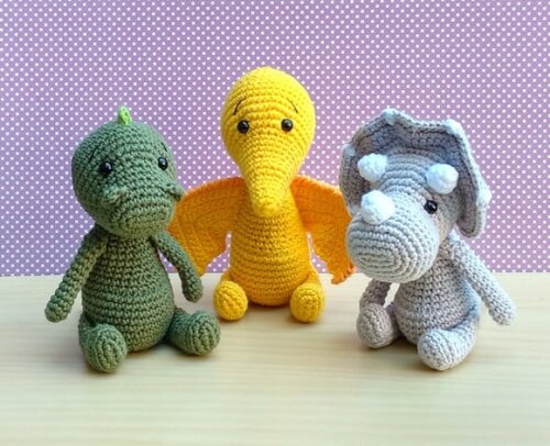 Trio Dinos (T-rex, Pterodáctilo e Triceratops) Amigurumi