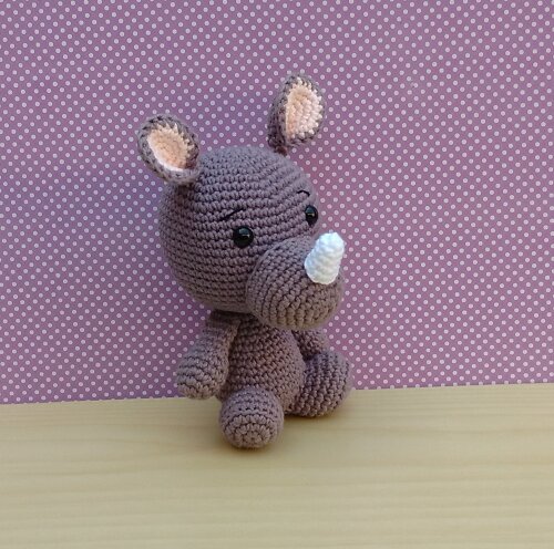 Safári Baby - Rinoceronte Rino Amigurumi