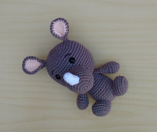 Safári Baby - Rinoceronte Rino Amigurumi