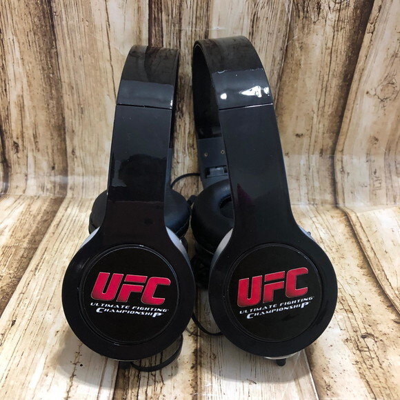 Kit 20 Ubidades Ufc Fone de Ouvido Personalizado