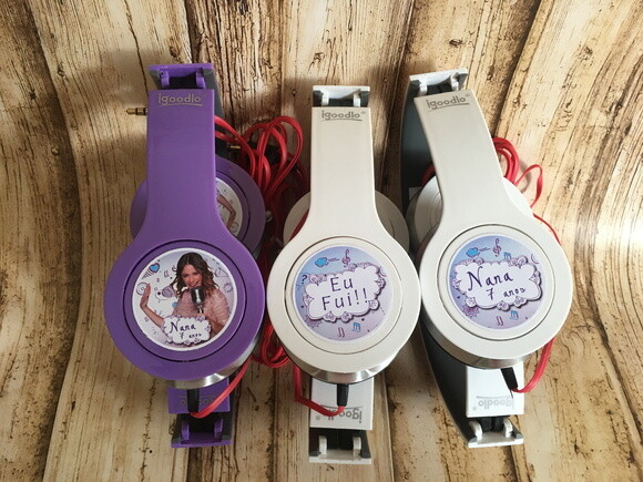 Kit 20 Unidades Fone de Ouvido Personalizado Violetta