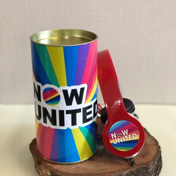 Now United Fones na Lata