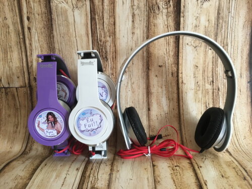 Kit 20 Unidades Fone de Ouvido Personalizado Violetta