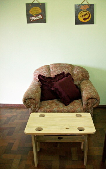 Mesa de Madeira Maciça