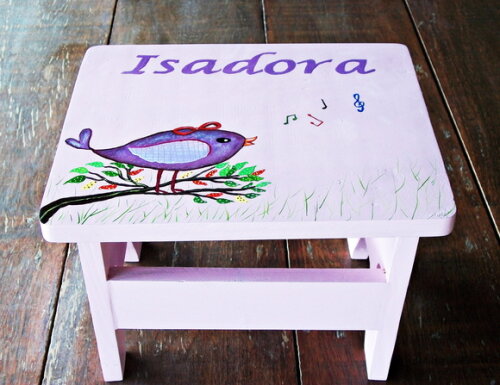 Banquinho de Madeira Maciça Personalizado