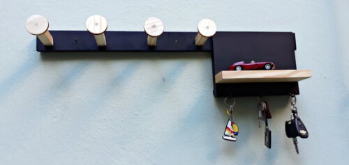Cabideiro Porta Chaves e Prateleira com Pintura 70cm