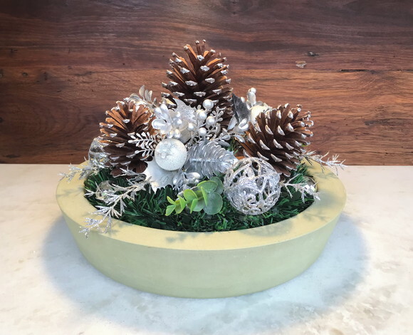 Arranjo / Centro de Mesa Natal Prateado com Base Ø36,5 cm