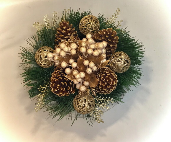 Arranjo de Natal -pinhas Douradas/bowl de Cimento-consulte