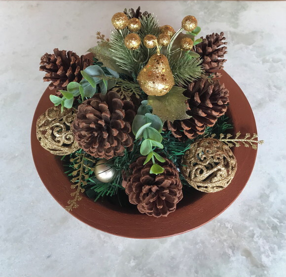 Arranjo de Natal Verde Dourado/centro de Mesa de Cimento