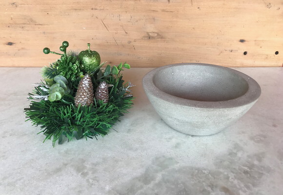 Arranjo de Natal Verde P / Centro de Mesa de Cimento
