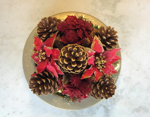 Arranjo/centro de Mesa Natal Dourado e Vermelho C/base Ø34cm