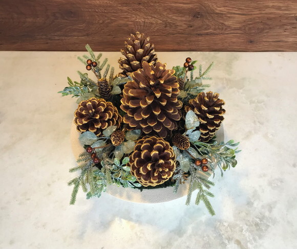Arranjo/centro de Mesa Natal Off White e Dourado Ø37 cm
