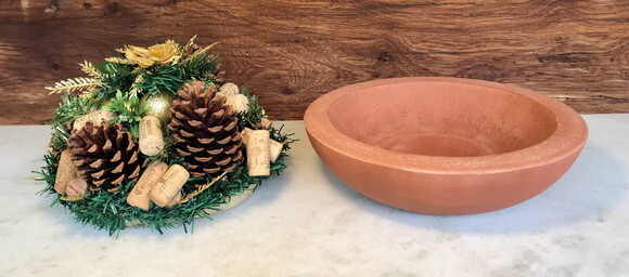 Arranjo/centro de Mesa Natal Rolhas e Dourado Base Ø29,5 cm