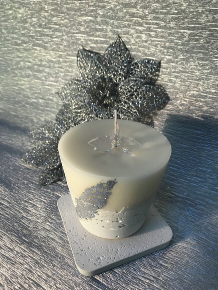 Vela Decorativa-cimento Branco/cera de Soja / Pavio Decorado