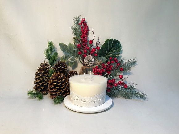 Vela Decorativa-cimento Branco/cera de Soja com Base