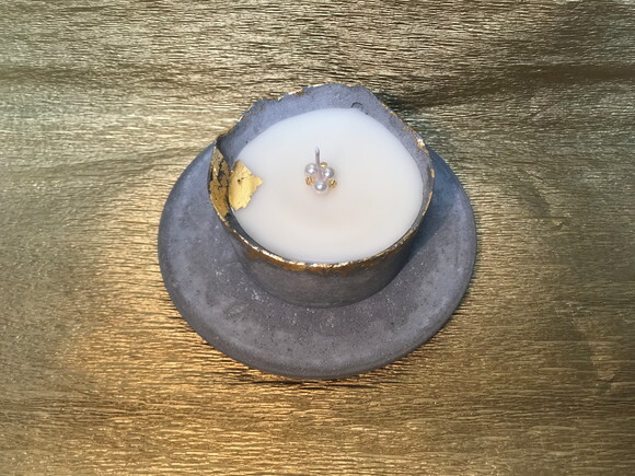 Vela no Bowl de Cimento /cera de Soja/decorada/folha de Ouro
