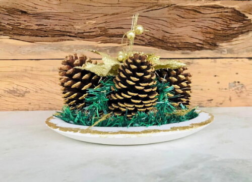 Arranjo de Natal Oval Branco e Dourado - 29 x 24 x 18 cm