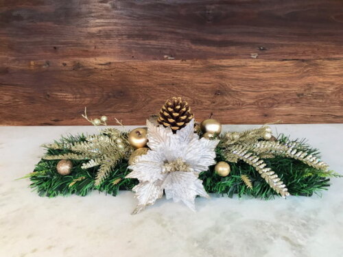 Arranjo Natal Retangular/centro de Mesa Dourado 60x26x18cm