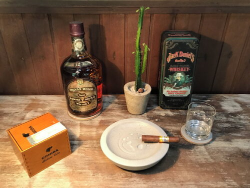 Cinzeiro para Apreciador de Charuto e Um Bom Whisky -3 Peças