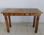 Mesa em Madeira com 2 Gavetas