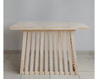 Mesa Ripada em Madeira