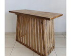 Mesa Ripada em Madeira