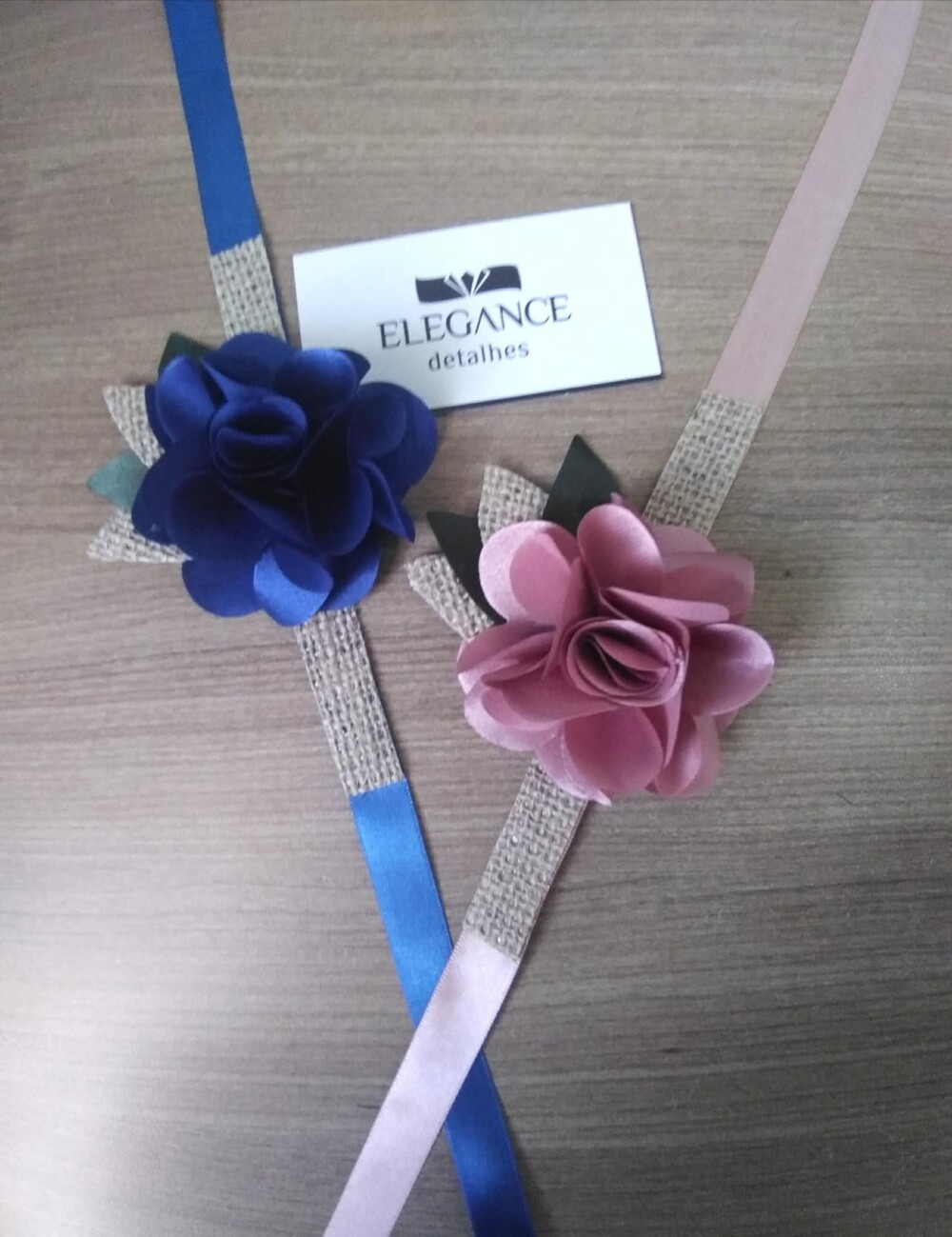 Corsage para madrinha marsala