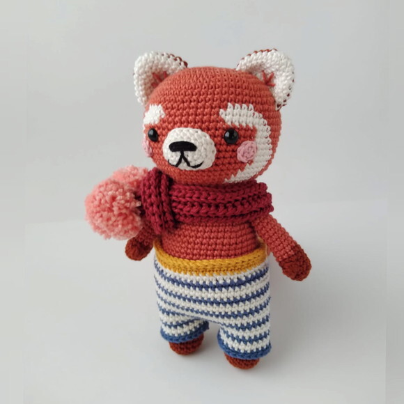 Amigurumi - Ron, o Panda Vermelho
