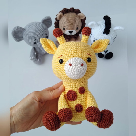 Rafa, a Girafa - Amigurumi