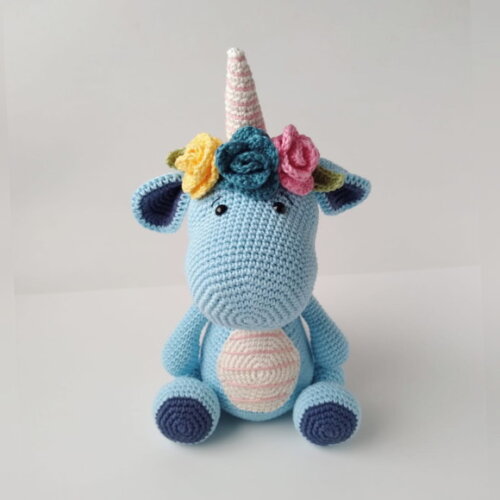 Amigurumi - Babi, a Dinocorn