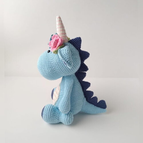 Amigurumi - Babi, a Dinocorn